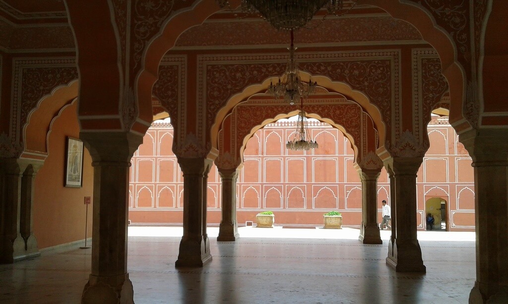 Interior Diwan-i