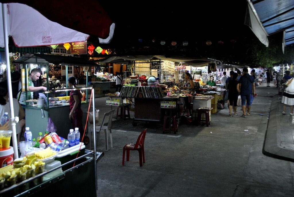 mercado nocturno