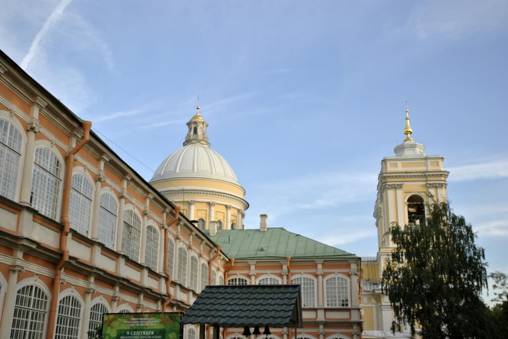 Interior Monasterio Alexander Nevsky