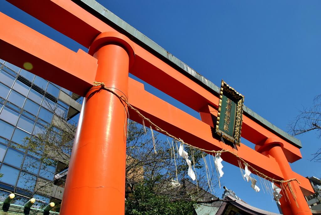 Torii rojo en Templo Kanda Myojin