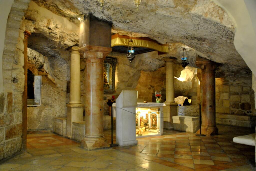 Capilla de la Gruta de la Leche