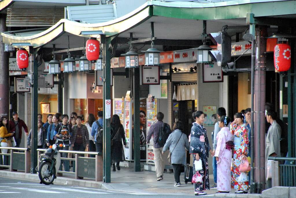 Shijo-dori, Avenida principal de Gion