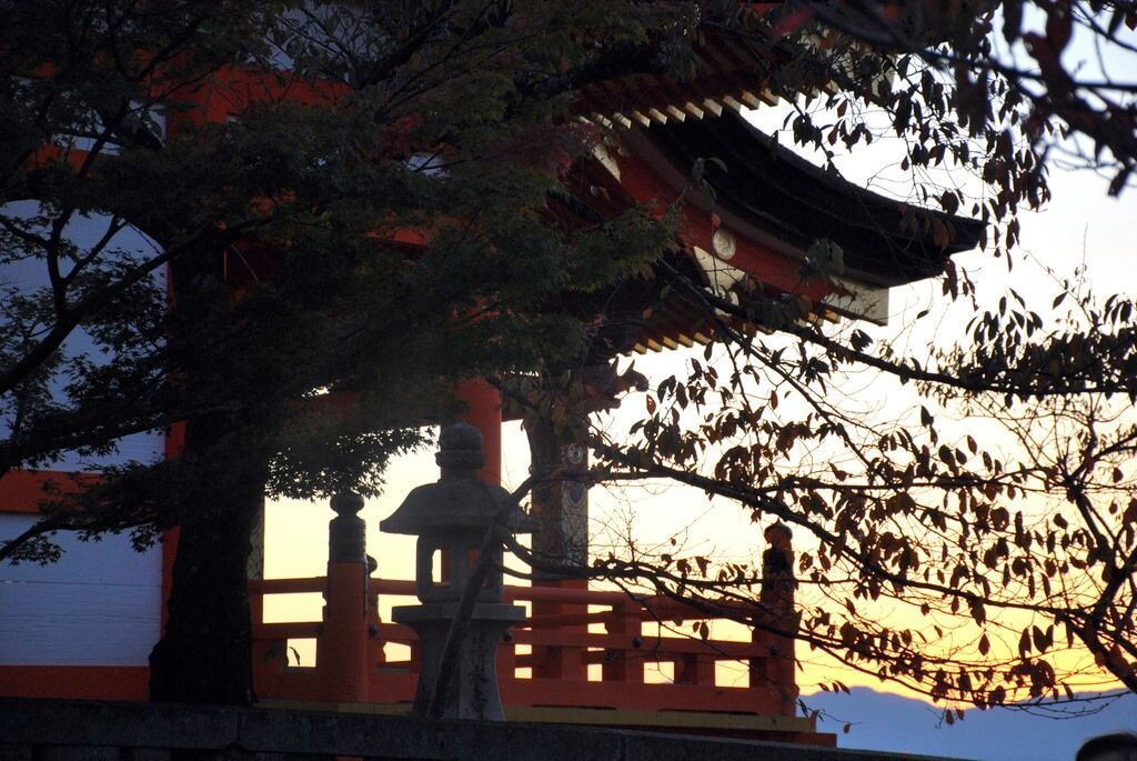 Atardecer en el templo Kiyomizu-Dera