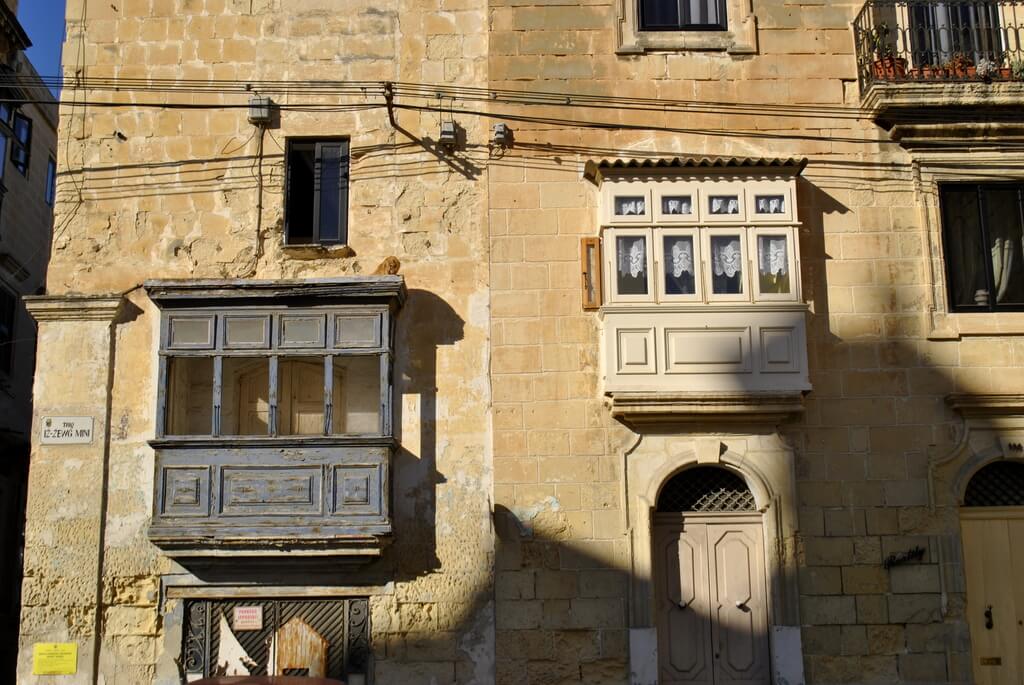 Balcones de madera en Cospicua