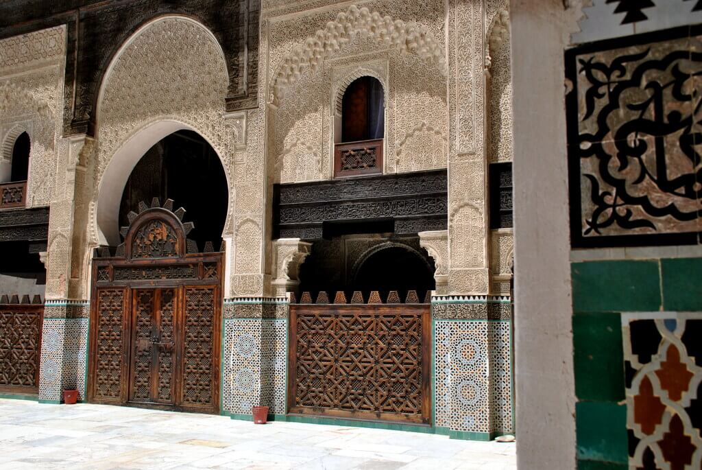 Puerta principal de la Madrasa Bou Inania