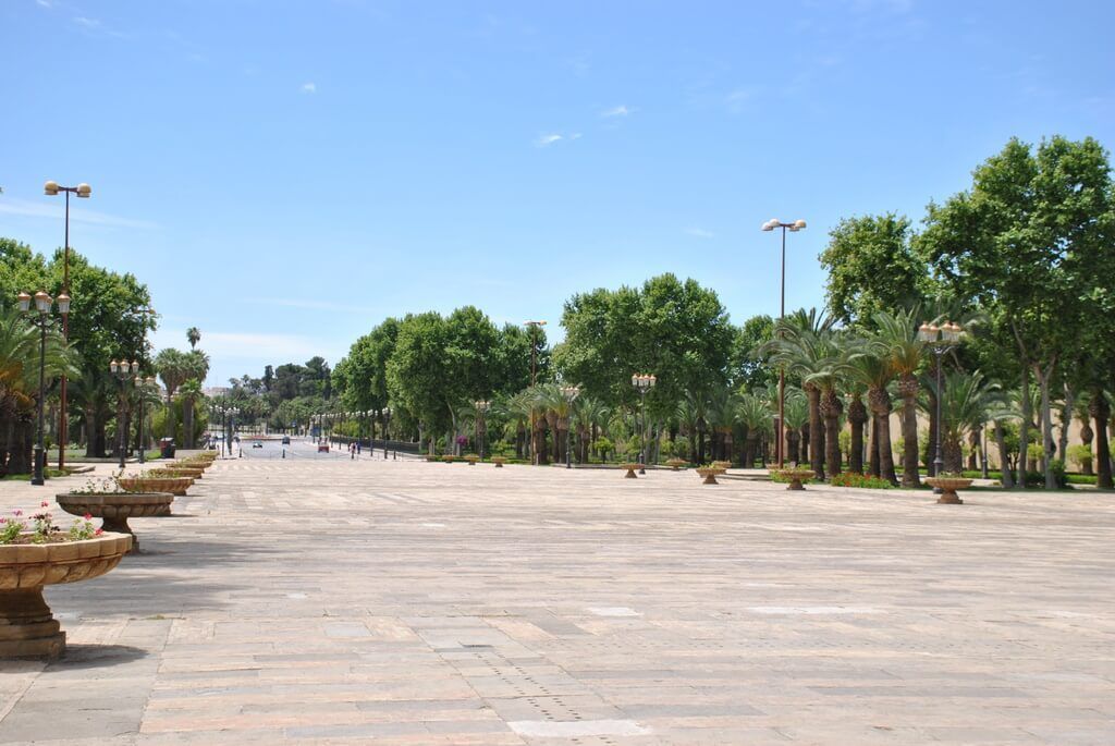 Explanada del Palacio Real de Fez