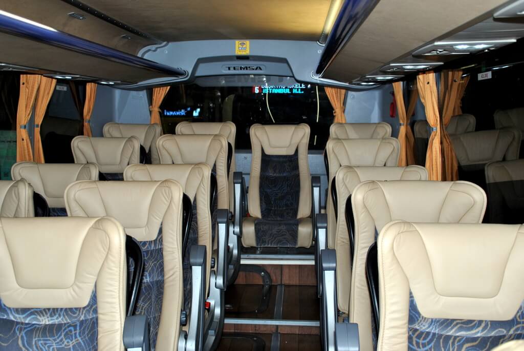 Interior autobuses Havaist