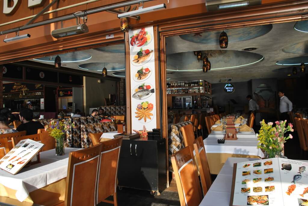 Restaurante puente de Gálata, Estambul