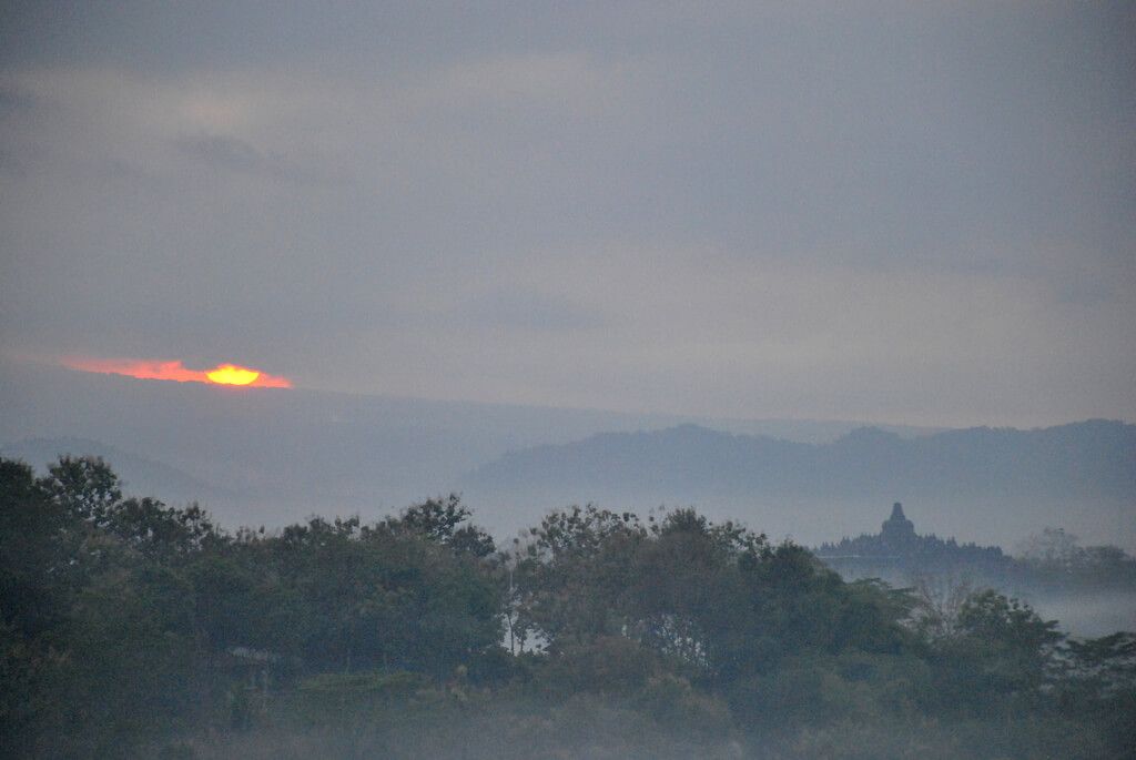 Amanecer en Borobudur