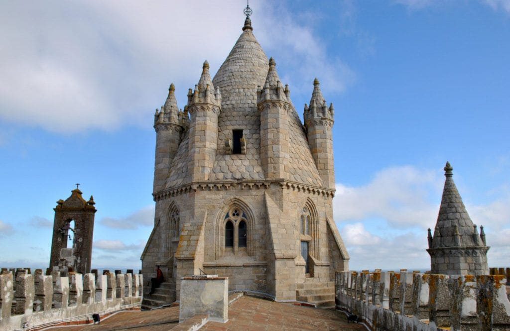 Torre de la azotea de la Catedral de Évora