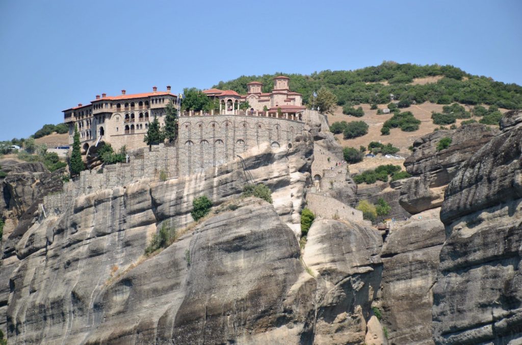 Monasterio de Varlaam desde el monasterio Roussanou