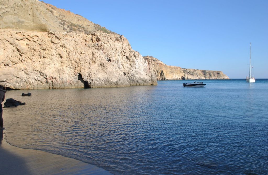 La playa de Tsigrado con marea baja