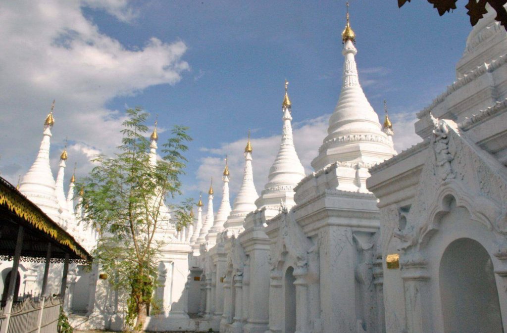 interior Sandamuni pagoda