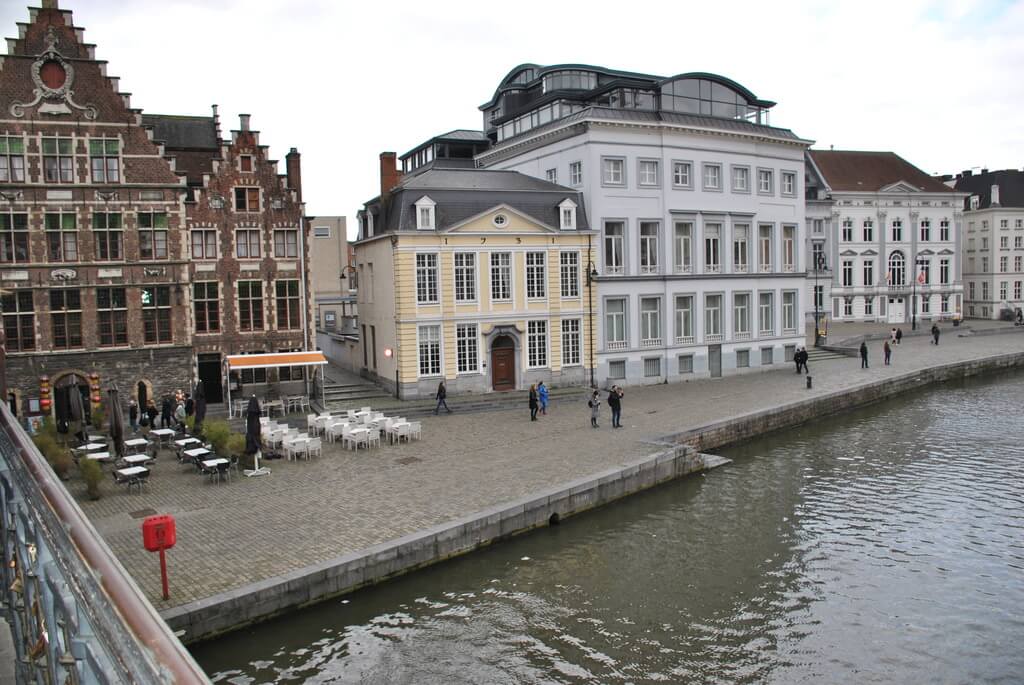 Muelle Korenlei desde el Puente de San Miguel