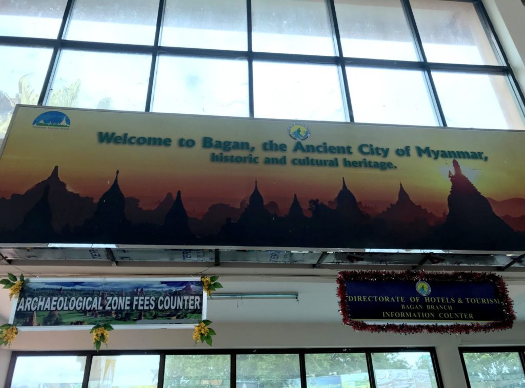Mostrador de venta de tickets para la zona arqueológica templos de bagan