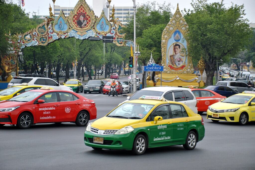 Taxis en el centro de Bangkok