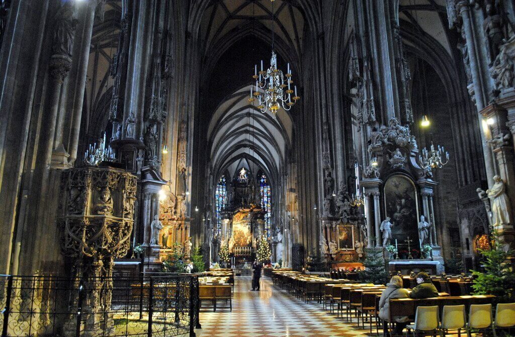 Interior de la Catedral de San Esteban