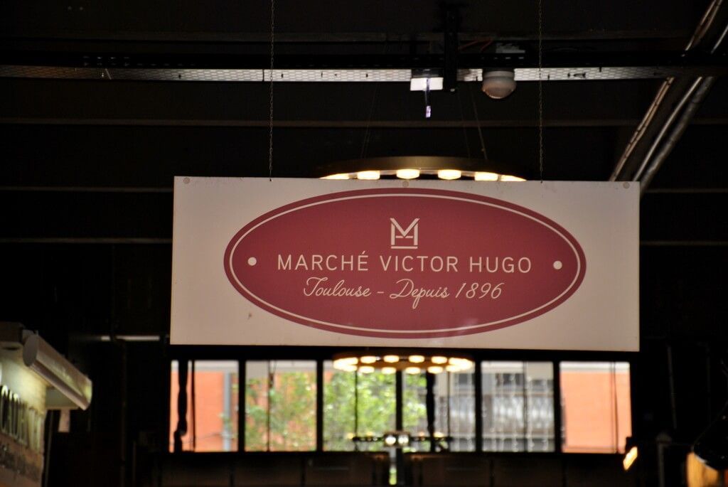 mercado Víctor Hugo