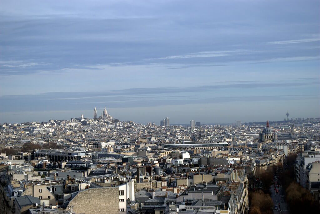 Al fondo el barrio de Montmartre. Vistas desde el Arco del Triunfo