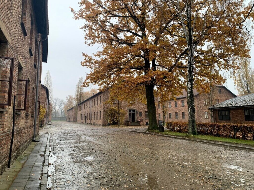 interior campo de concentración