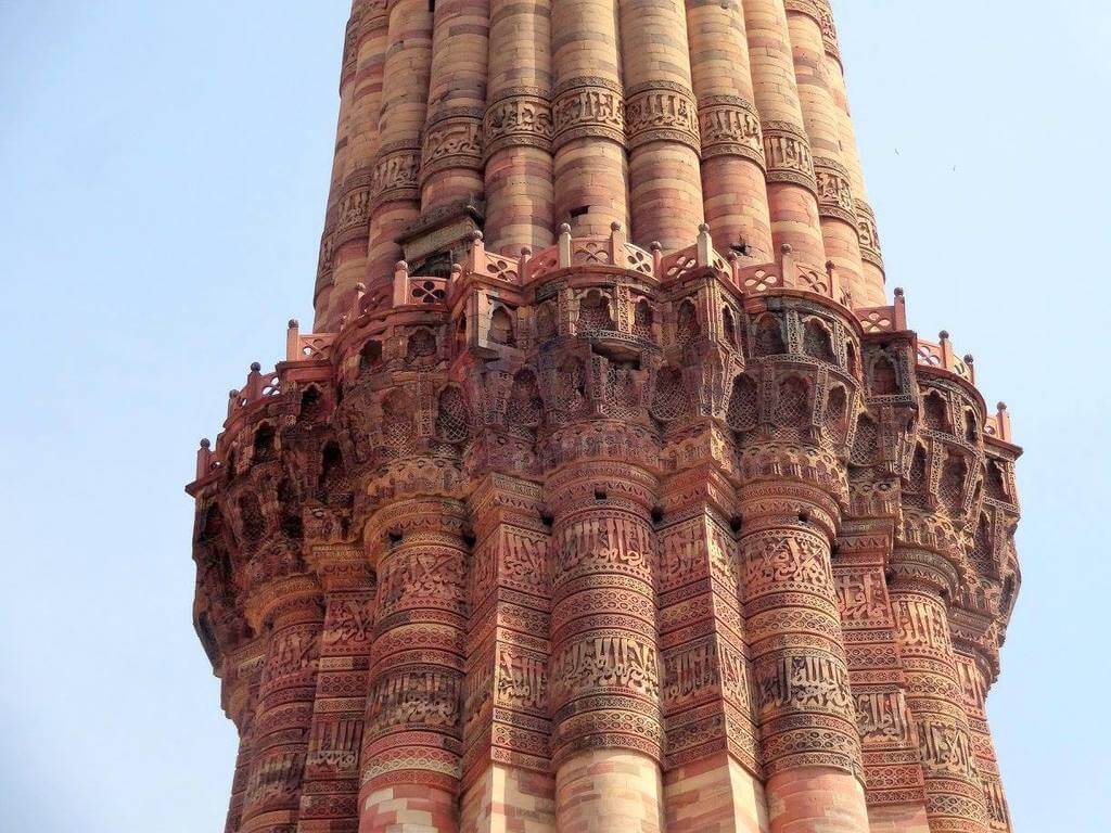 Detalle de Qutab Minar Detalle de Qutab Minar