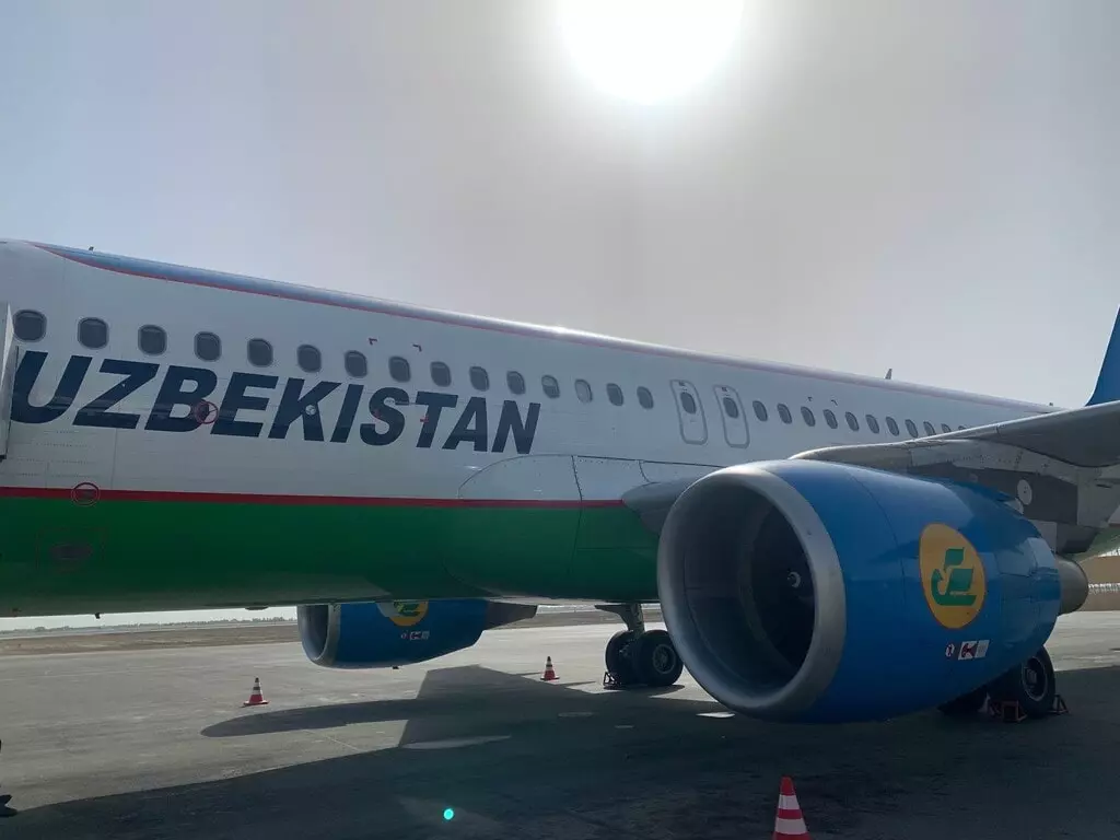 Un avión de Uzbekistán Airways