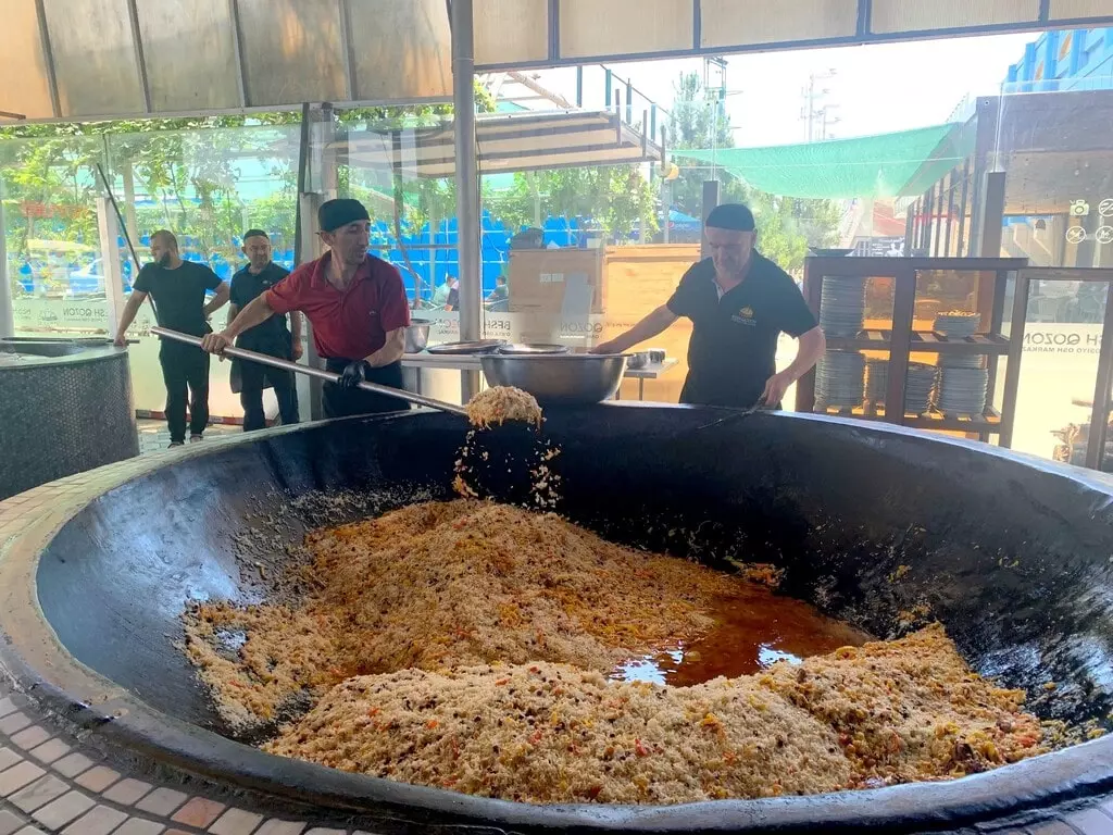 qué comer en Uzbekistán