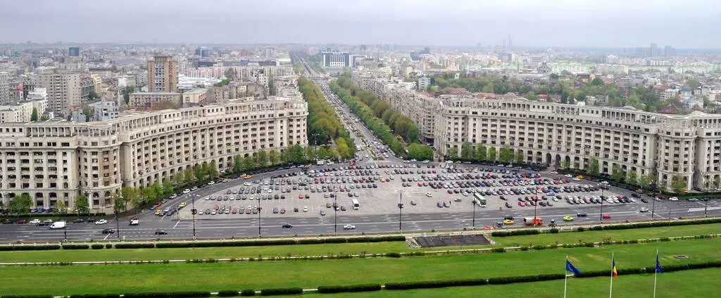 Boulevard Unirii visto desde el Parlamento