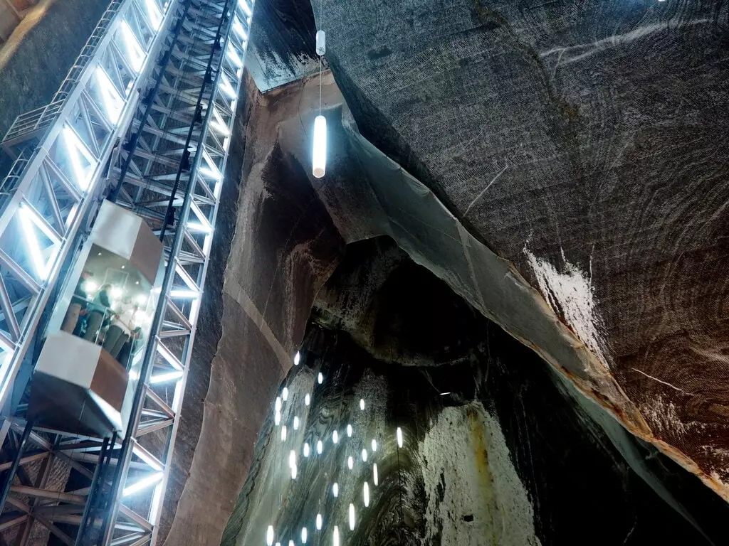 Ascensor panorámico salina turda