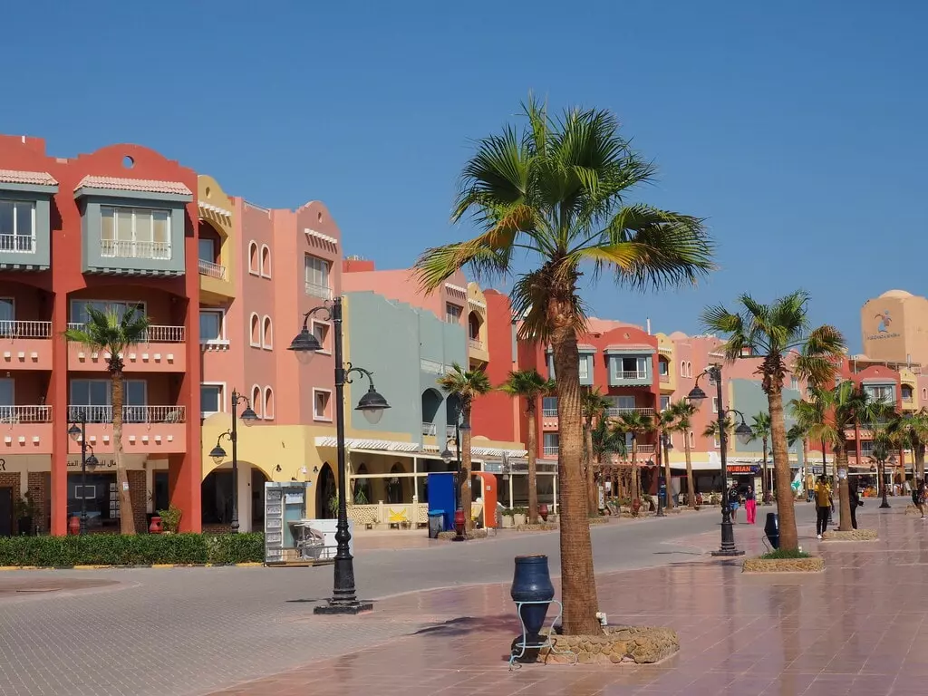 Paseando por la Marina de Hurghada