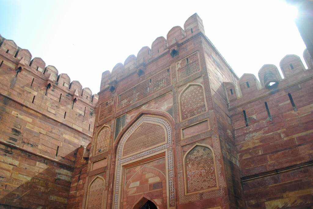 Interior del Fuerte rojo de Agra