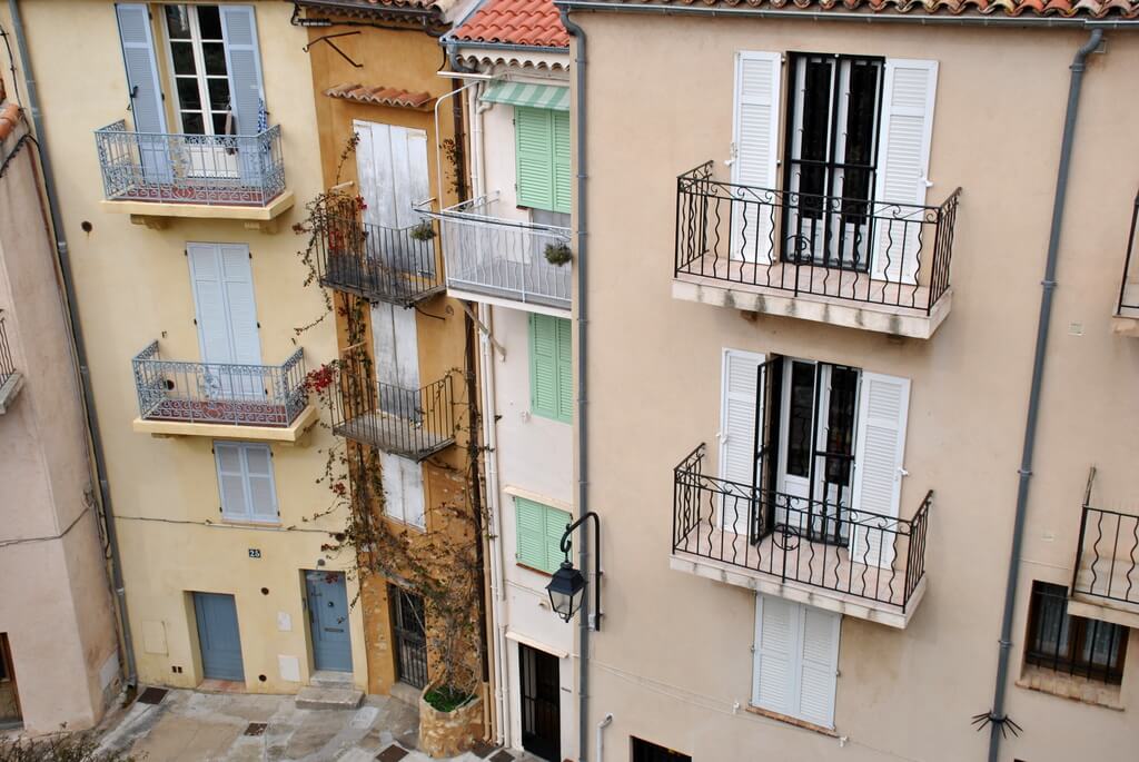 Calle del barrio de Le Suquet