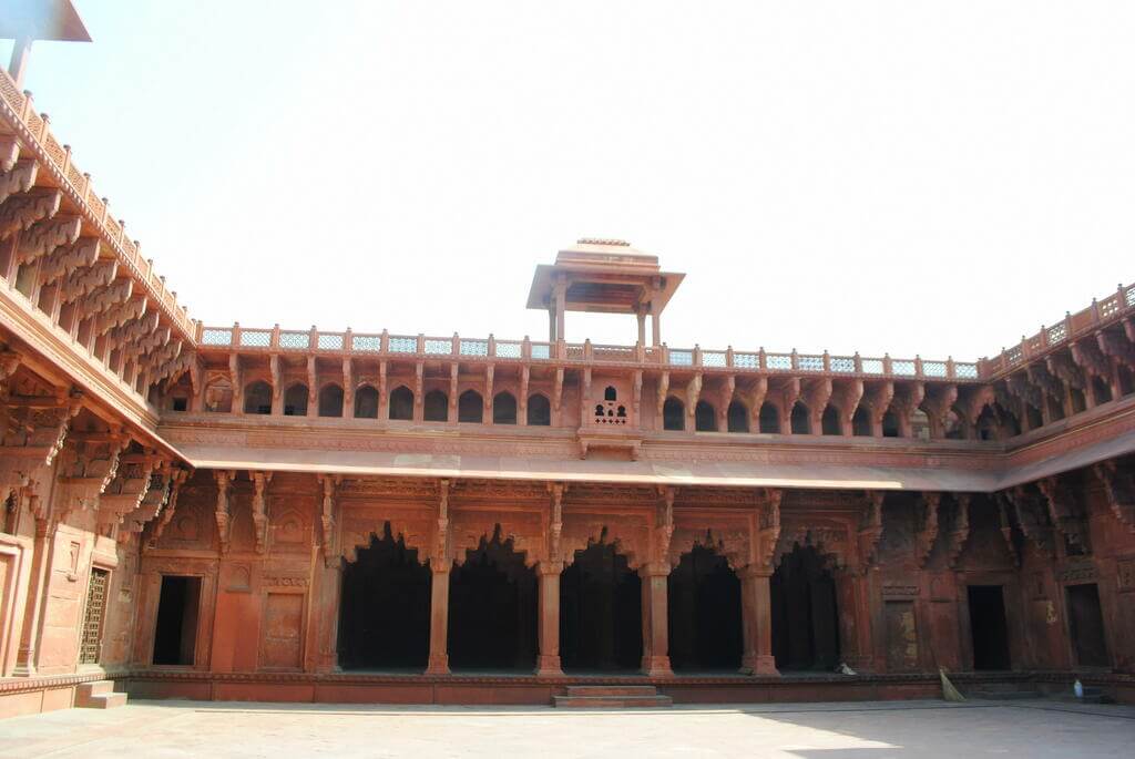 Patio interior del Jahangiri Mahal