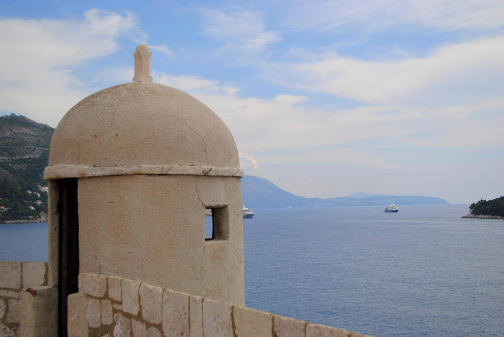 Caminando por las murallas de Dubrovnik