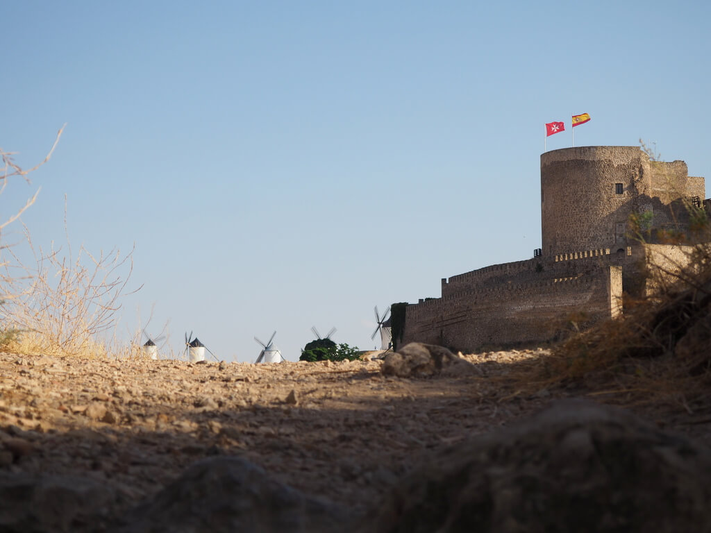 El Castillo de Consuegra desde la parte baja del Cerro Calderico