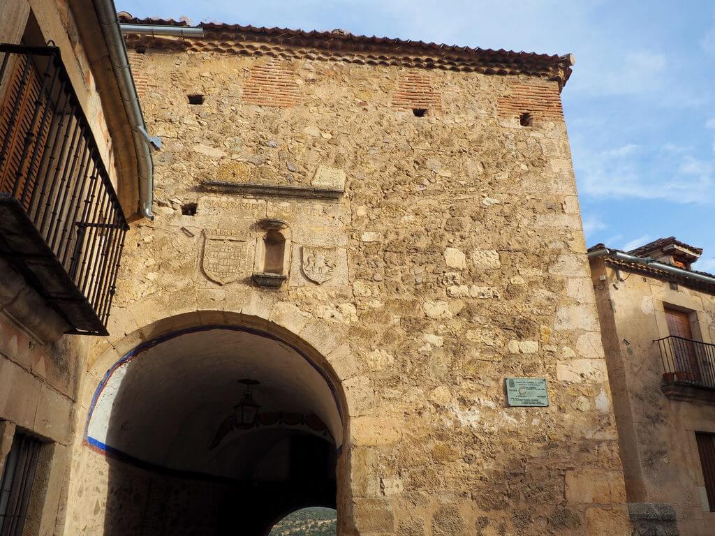 Puerta de la Villa