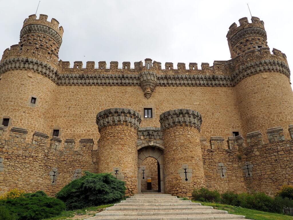 Entrada posterior del castillo