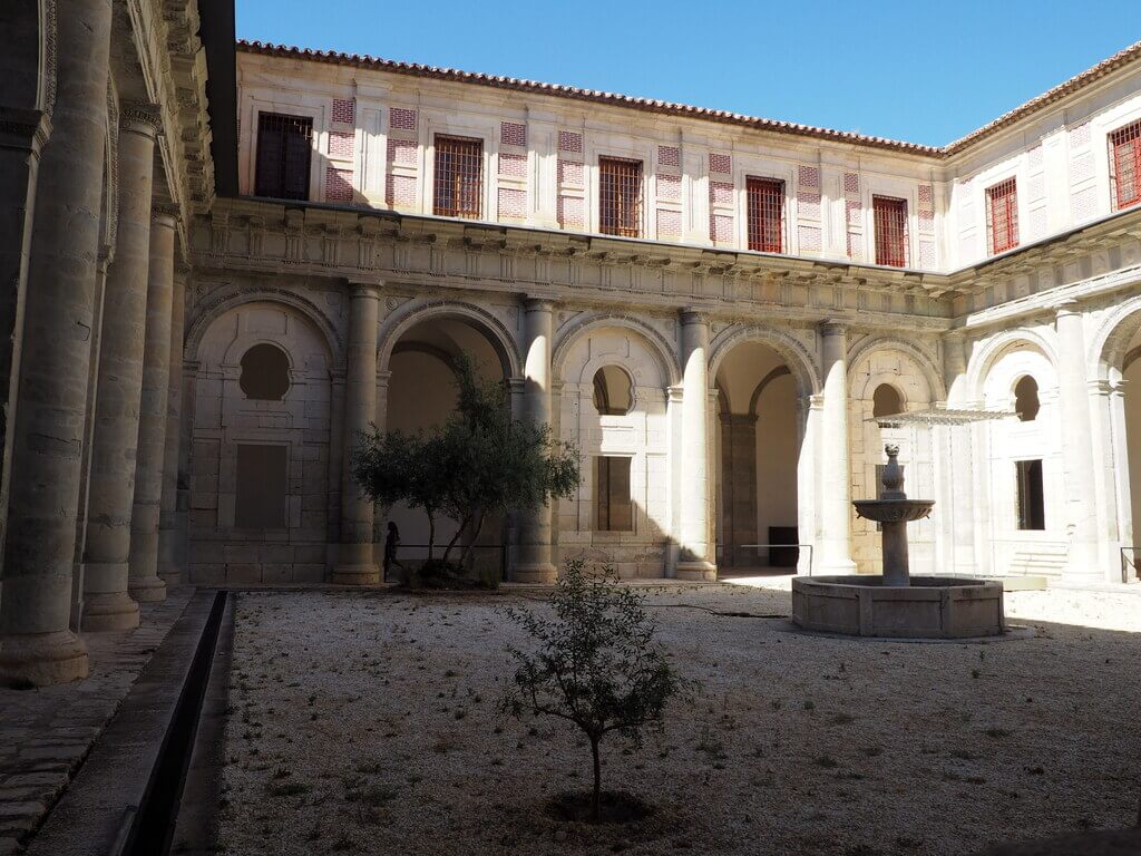 Claustro de la Catedral de Cuenca