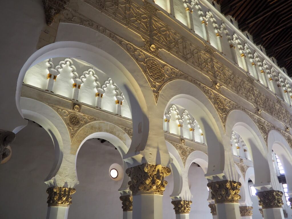 Interior Sinagoga Santa María la Blanca