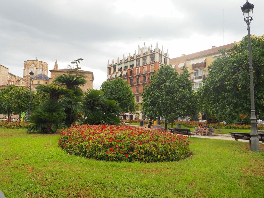 Plaza de la Reina