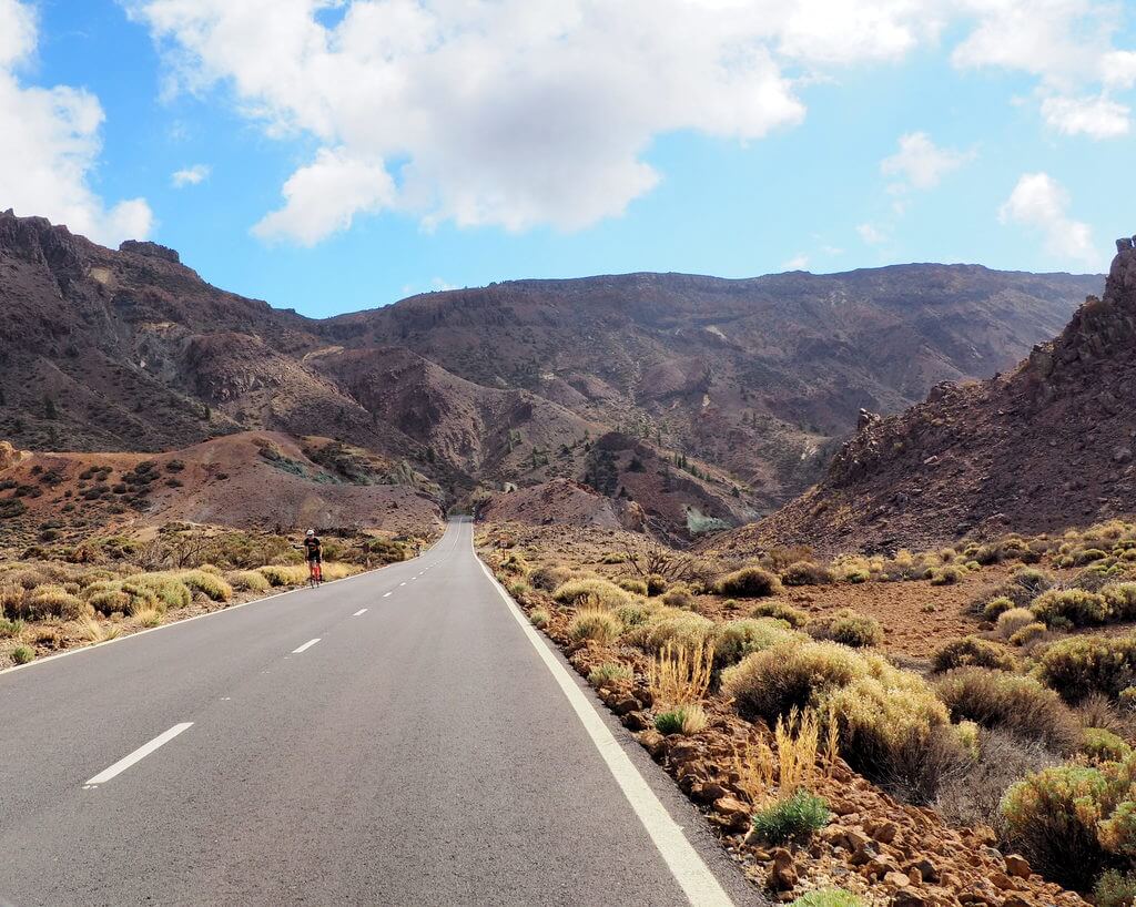 Camino del LLano de Ucanca, carretera TF-21