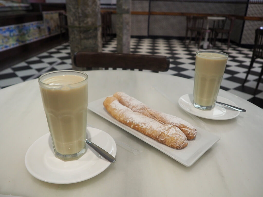 La mejor horchata de Valencia y fartons