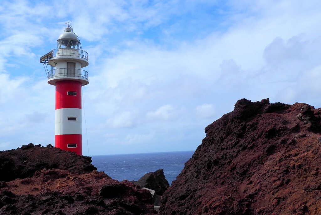 El faro de Punta de Teno