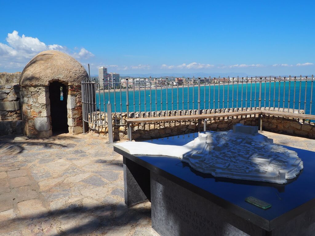 La bahía de Peñíscola desde el Parque de Artillería