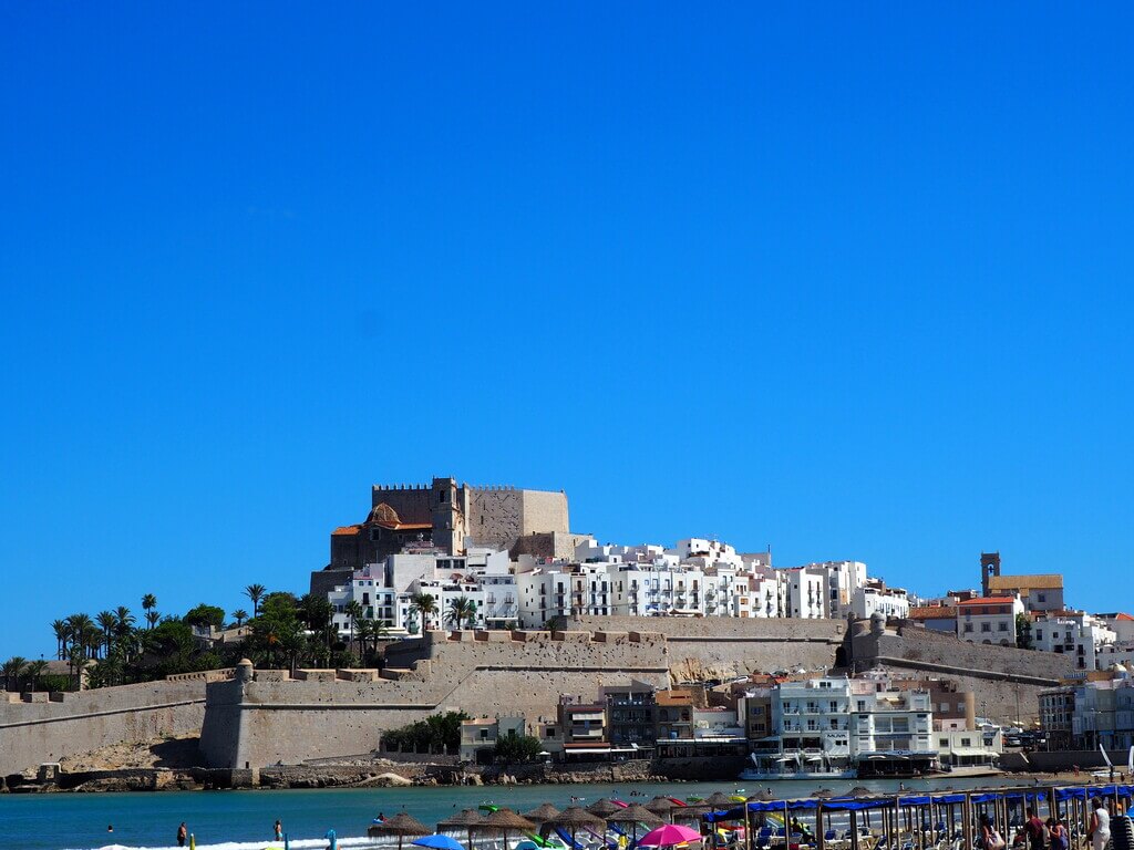 Castillo de Peñíscola desde la bahía 