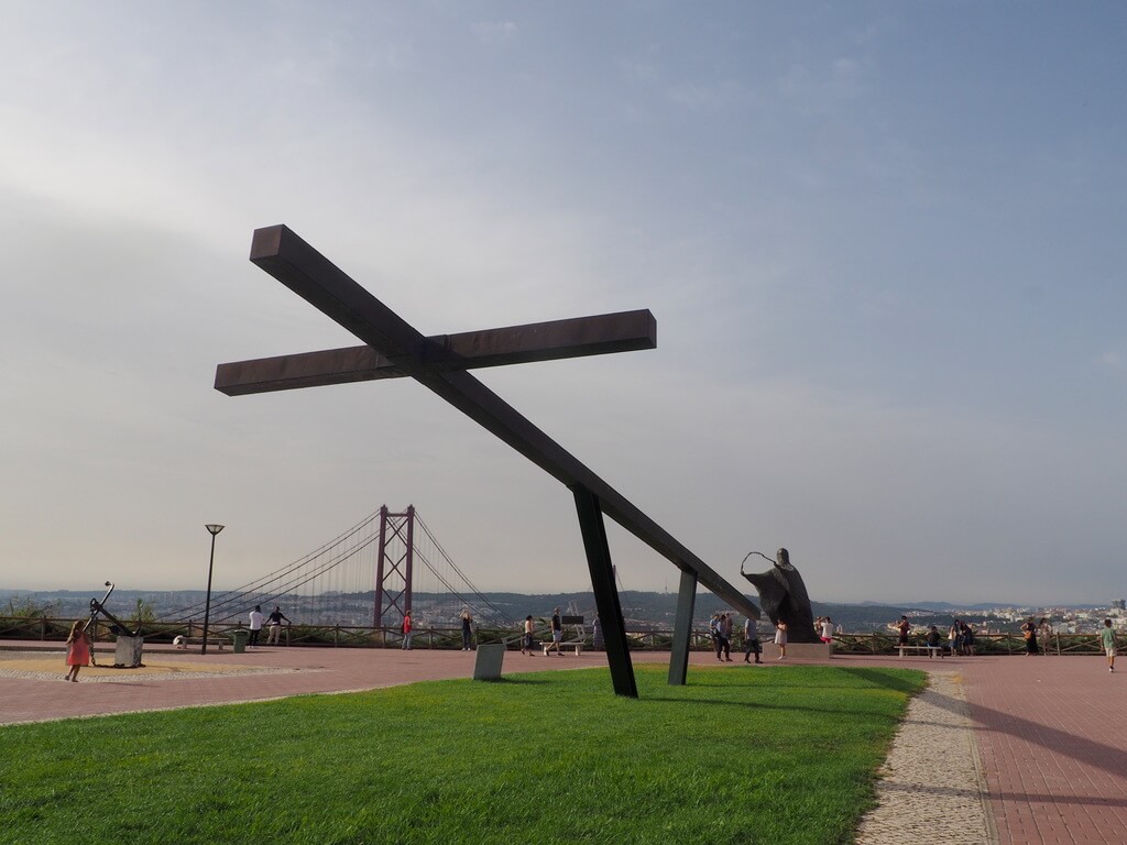 Explanada del mirador de Cristo Rei