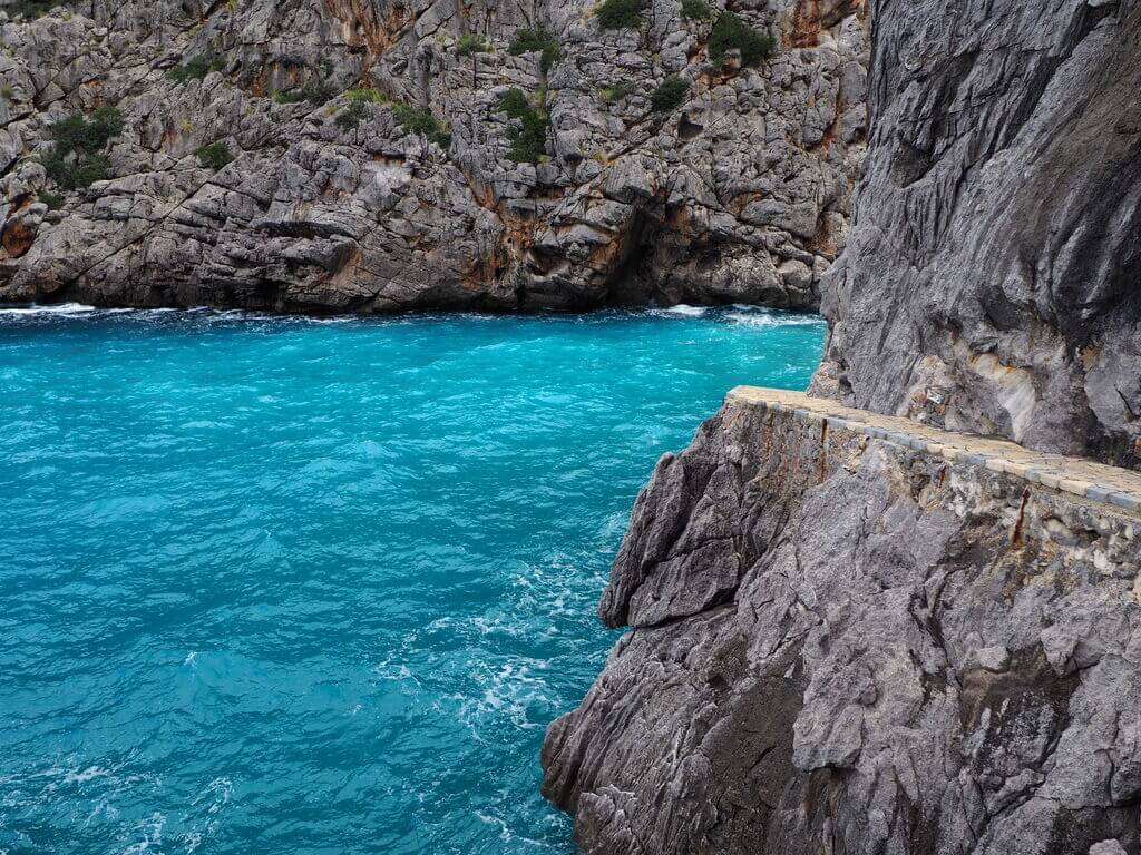 Sa Calobra desde el paseo marítimo