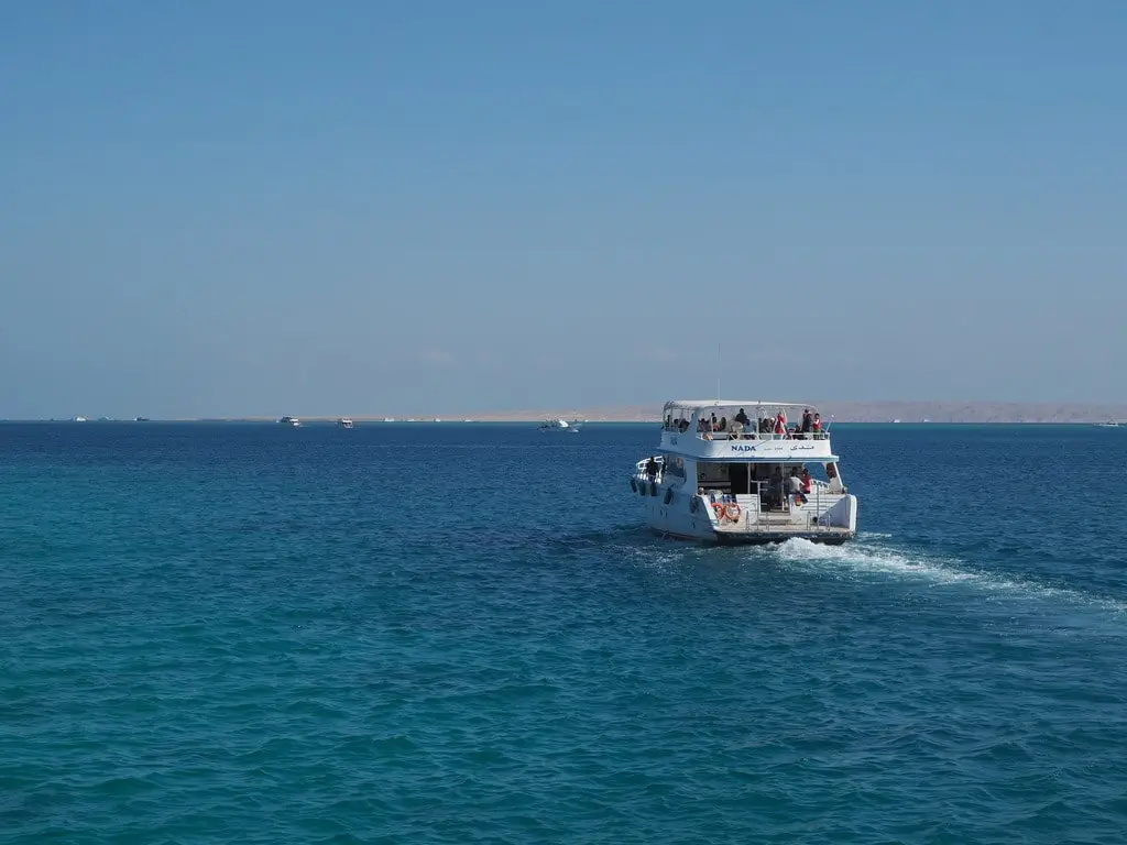 Barco camino de las Islas Giftun