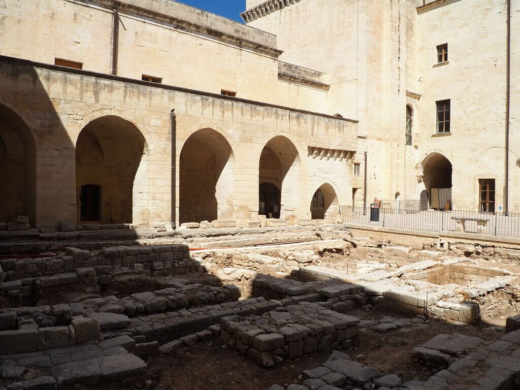 Interior del Castillo de Carlos V