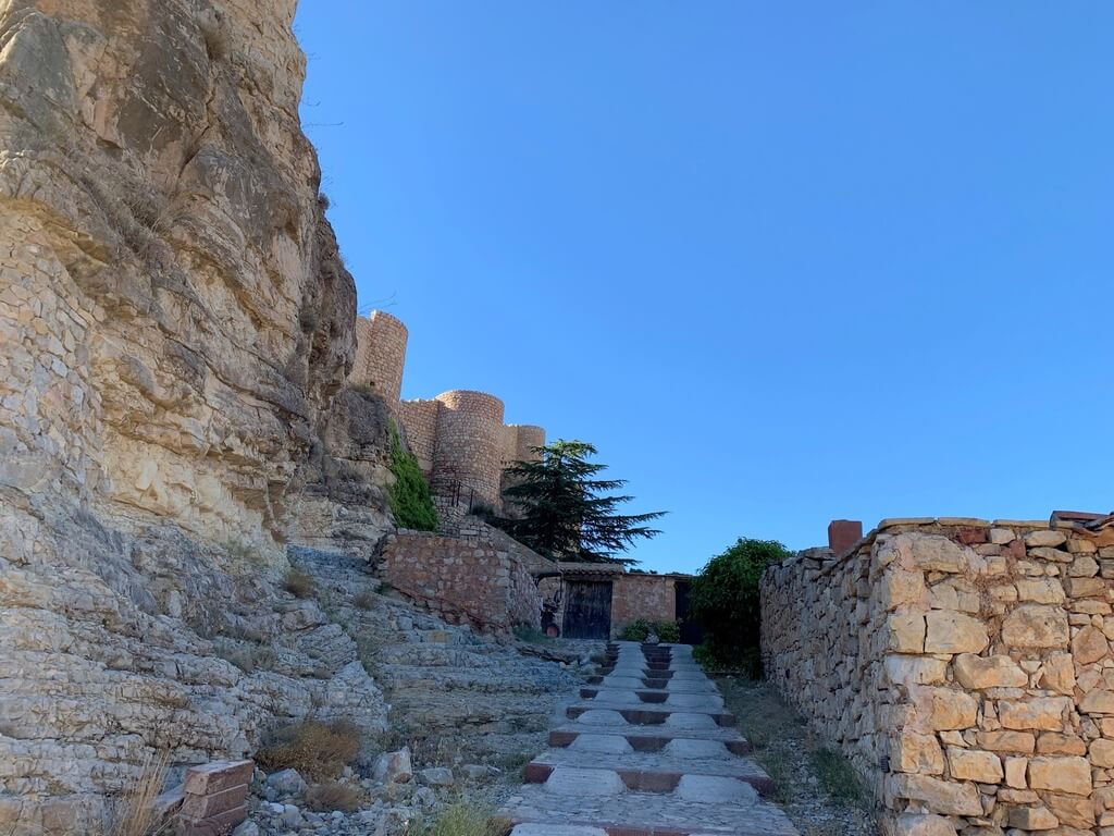 Rampa que conduce al Castillo de Albarracín